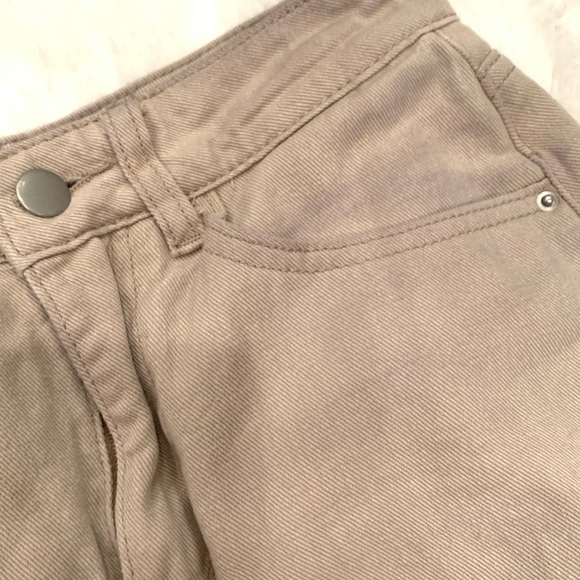 Zara Beige Women's Shorts - Picture 8 of 8